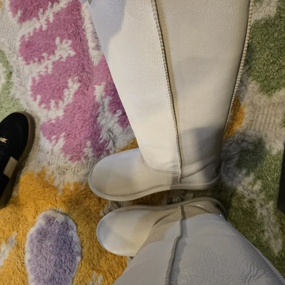 Australia Luxe Celebrity Stud Tall Boots In Winter White! Offers Considered - Picture 9 of 17